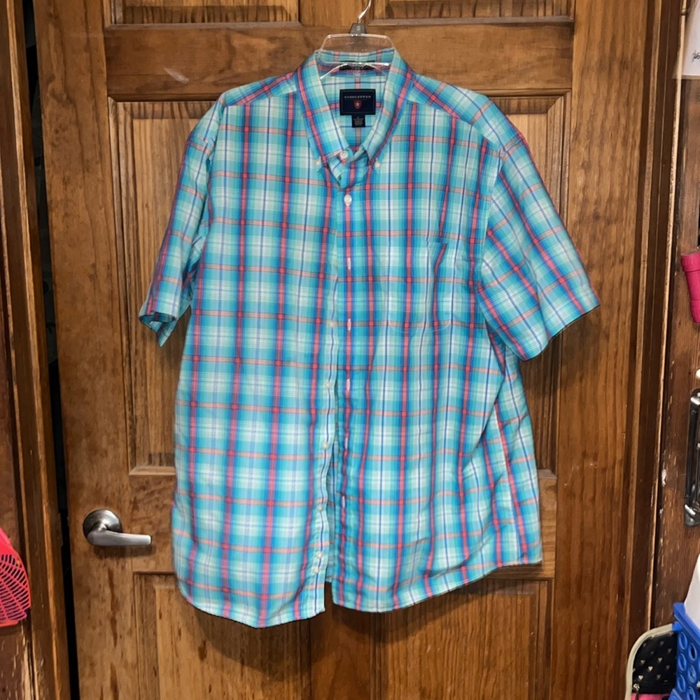 Men’s short sleeve button-down dress shirt, saddlebred XL easy care